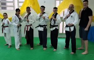 Exame de Faixas coloridas e pretas de Taekwondo em Três Passos-RS